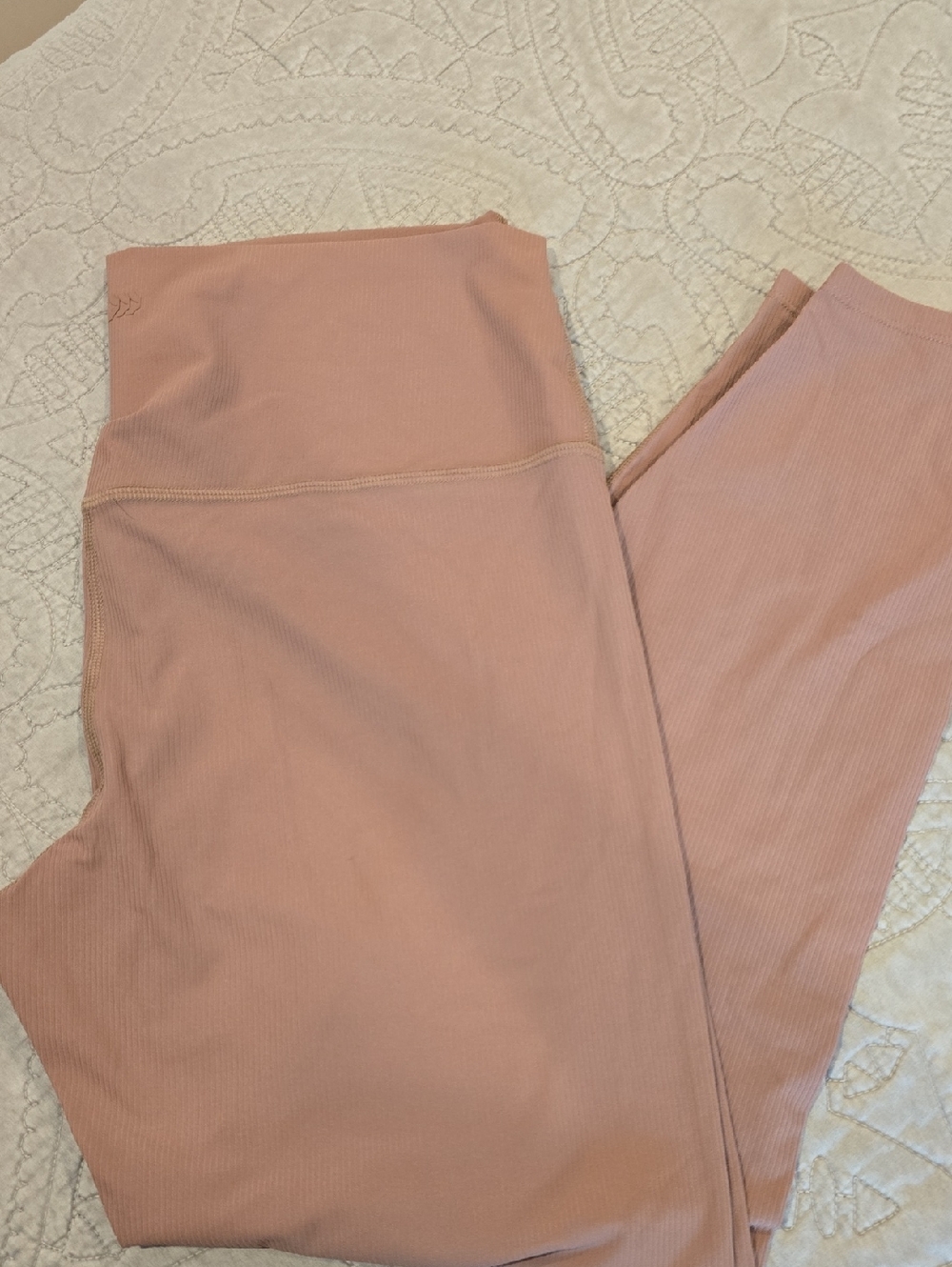 all in motion Ribbed High-Rise Leggings in Dusty Rose